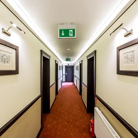 Krzyski Hotel