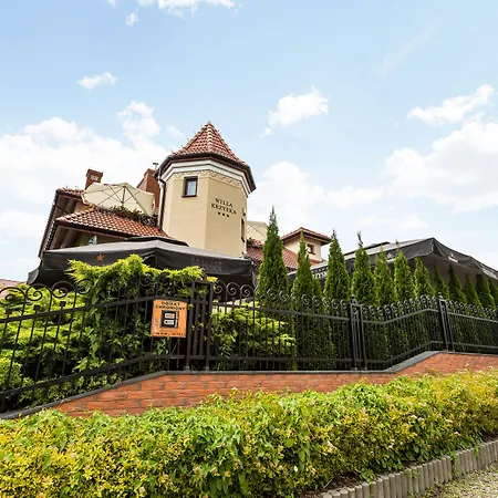 Krzyski Hotel 3*